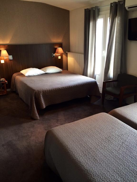 Hotel Les Negociants ヴァランス 部屋 写真
