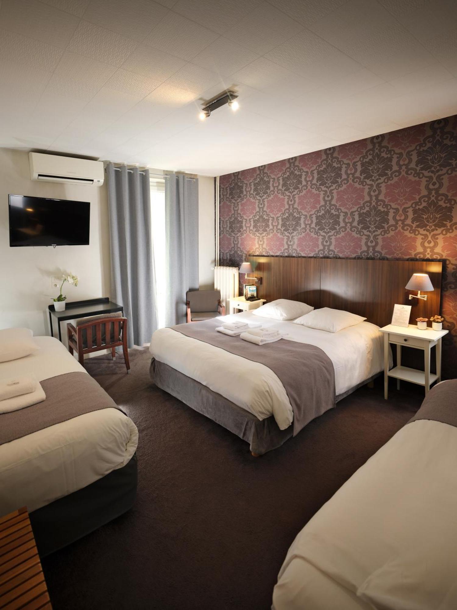 Hotel Les Negociants ヴァランス エクステリア 写真